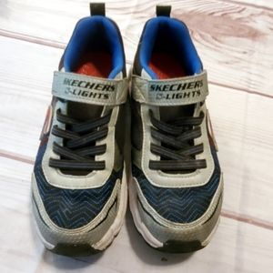 Skechers black blue red light up tie & velcro sneakers boys 2.5